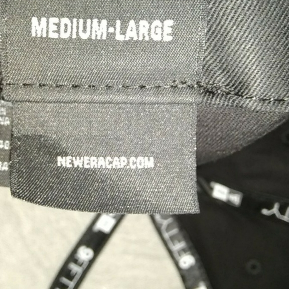 Raiders hat - Picture 5 of 7